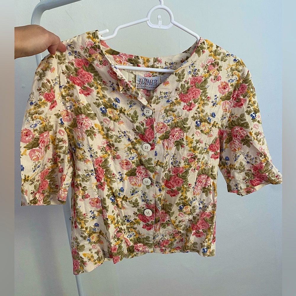 Vintage Passports by Pier 1 floral top